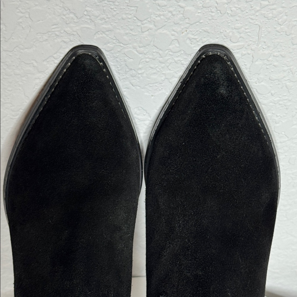 GUESS BLACK SUEDE NALONEY ZIPPER ACCENT WESTERN HEELED ANKLE BOOTS - Picture 11 of 15